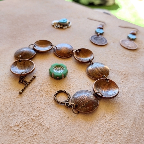 HANDMADE Unique Domed Copper Wheat Penny Toggle Bracelet Bangle - Picture 5 of 10
